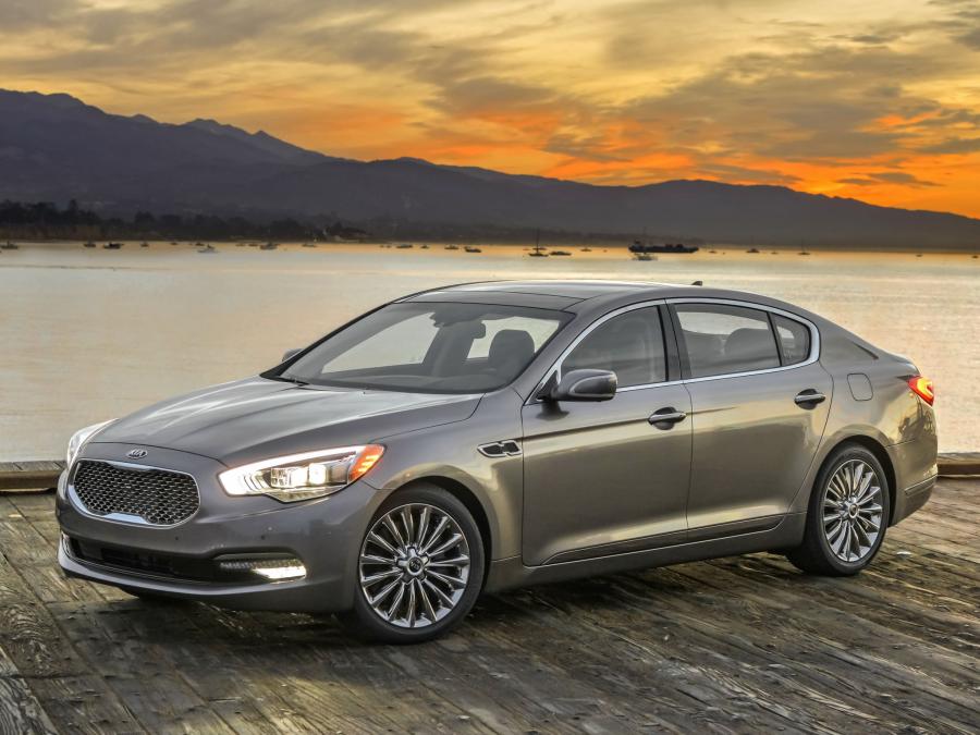  Kia K900 2014 года  (фото 17 из 30)